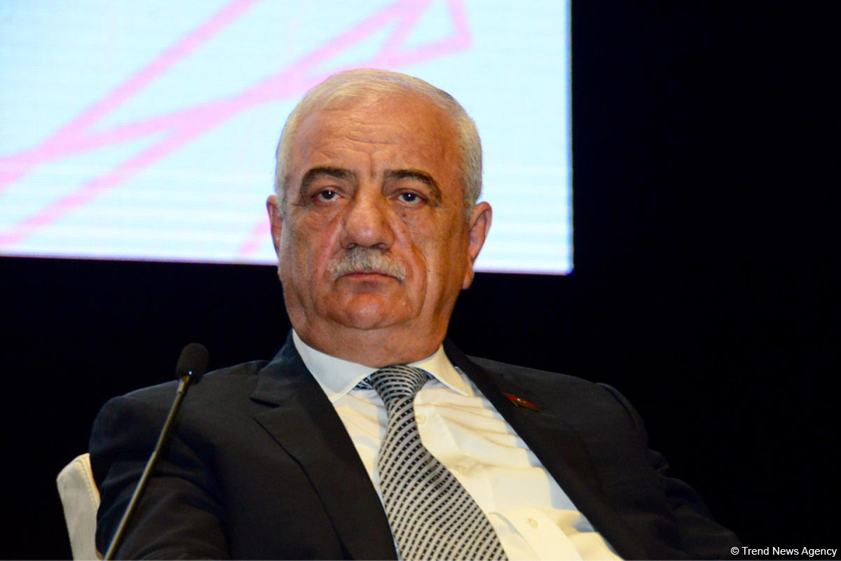 Azərbaycan müəllimlərinin XV qurultayı işini yekunlaşdırdı (FOTO) (YENİLƏNİB 2)