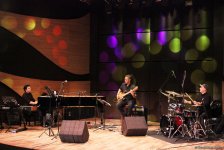 Təranə Mahmudova super caz ulduzu Linli Martın iştirakı ilə konsert verib (FOTO)