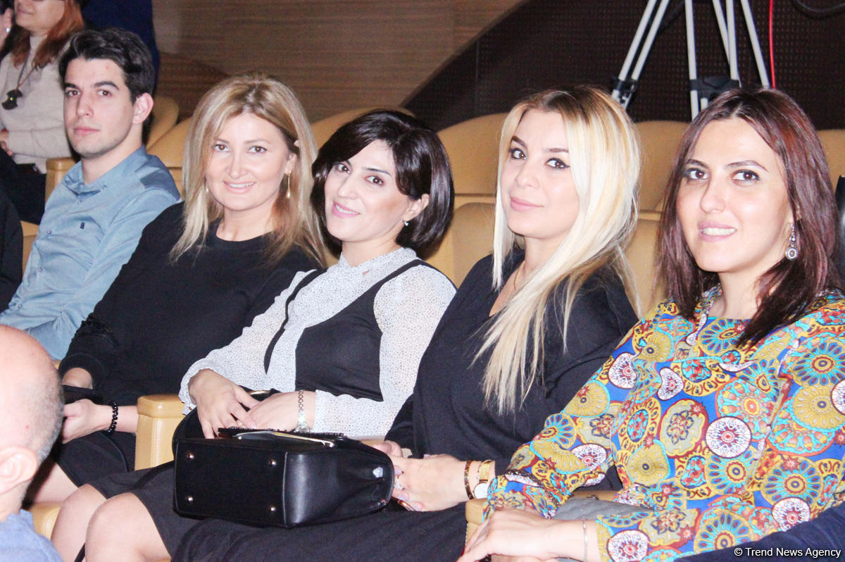 Təranə Mahmudova super caz ulduzu Linli Martın iştirakı ilə konsert verib (FOTO)