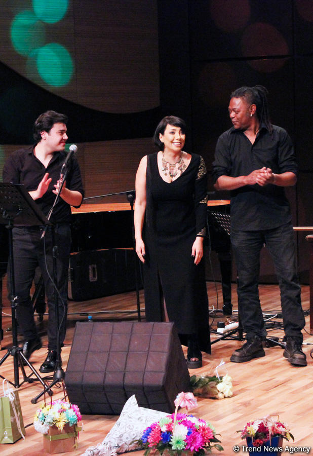 Təranə Mahmudova super caz ulduzu Linli Martın iştirakı ilə konsert verib (FOTO)