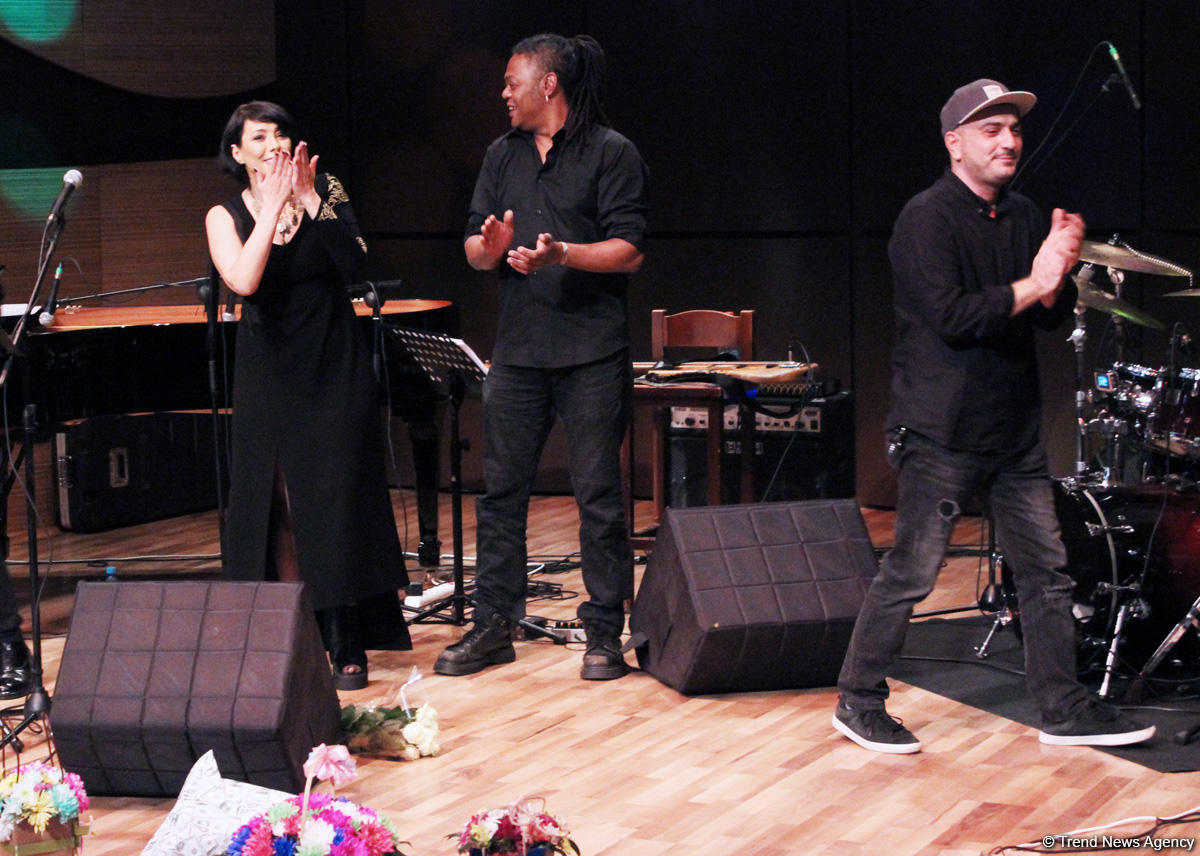 Təranə Mahmudova super caz ulduzu Linli Martın iştirakı ilə konsert verib (FOTO)