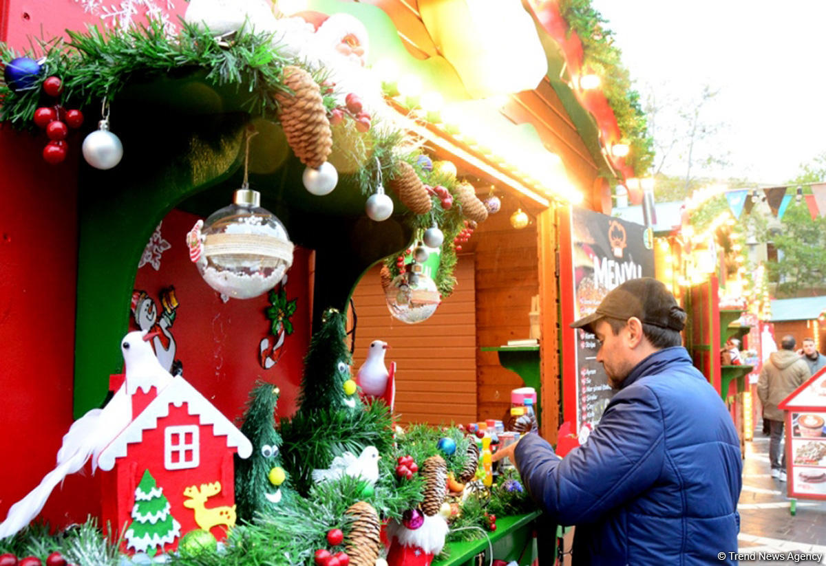 “Nargis Fund” “Soyuq əllər, isti ürək” xeyriyyə yarmarkası keçirir (FOTO)