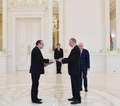 Prezident İlham Əliyev bir sıra ölkələrin Azərbaycanda yeni təyin olunmuş səfirlərinin etimadnamələrini qəbul edib (FOTO) (YENİLƏNİB-2)