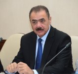 Televiziya və radioda ədəbi dil normalarına riayət edilməsi üzrə monitorinqlərin nəticələrinə həsr olunmuş konfrans keçirilib (FOTO)