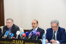 Əli Həsənov: Prezident İlham Əliyev dövlət dilinin saflığının qorunmasını Azərbaycan dövləti qarşısında duran ən mühüm vəzifələrdən biri hesab edir (YENİLƏNİB) (FOTO)
