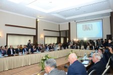Televiziya və radioda ədəbi dil normalarına riayət edilməsi üzrə monitorinqlərin nəticələrinə həsr olunmuş konfrans keçirilib (FOTO)