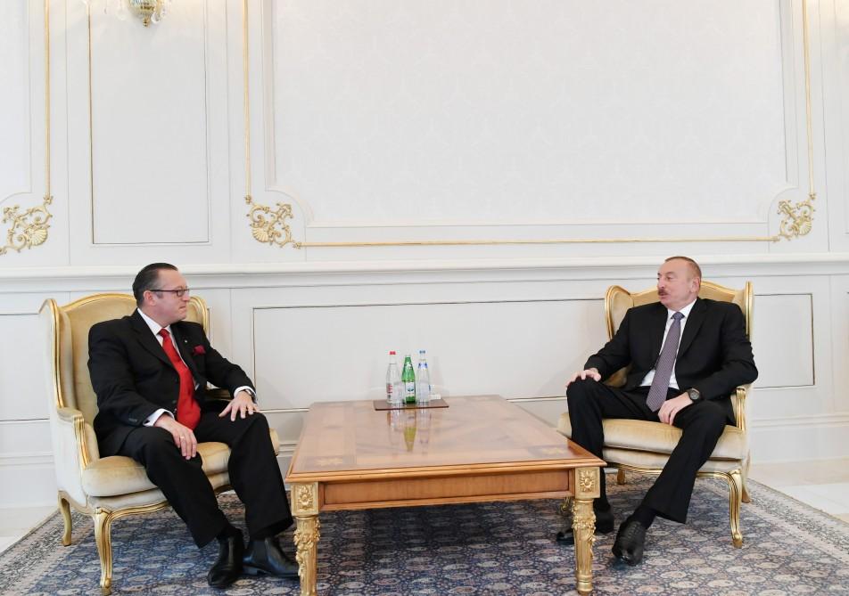 Prezident İlham Əliyev bir sıra ölkələrin Azərbaycanda yeni təyin olunmuş səfirlərinin etimadnamələrini qəbul edib (FOTO) (YENİLƏNİB-2)