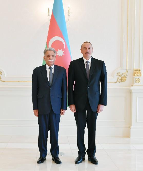Prezident İlham Əliyev bir sıra ölkələrin Azərbaycanda yeni təyin olunmuş səfirlərinin etimadnamələrini qəbul edib (FOTO) (YENİLƏNİB-2)