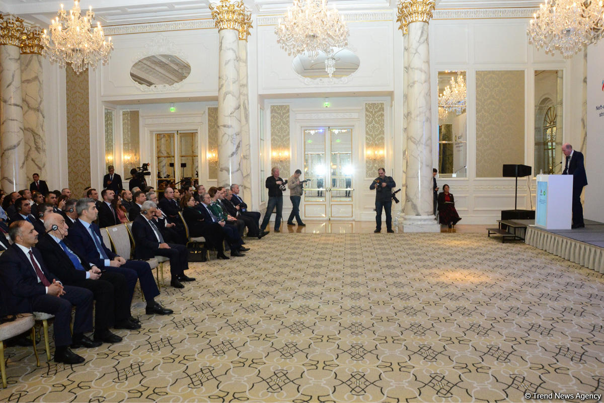 Milliləşdirmə Proqramı nəticəsində BP-də işləyən azərbaycanlıların sayı 90 faizə çatıb (FOTO) (YENİLƏNİB-2)