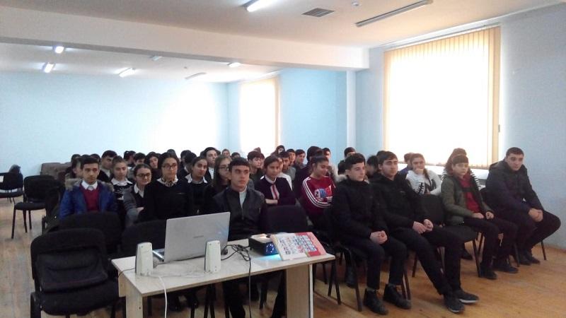 Bilik Fondu Tovuzdakı lisey və kollecdə görüşlər təşkil edib (FOTO)