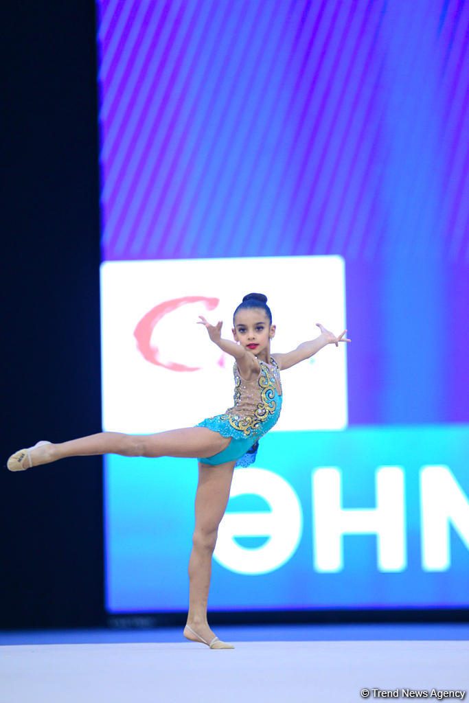 Milli Gimnastika Arenasında bədii gimnastika üzrə 25-ci Azərbaycan Birinciliyi start götürüb (FOTO)