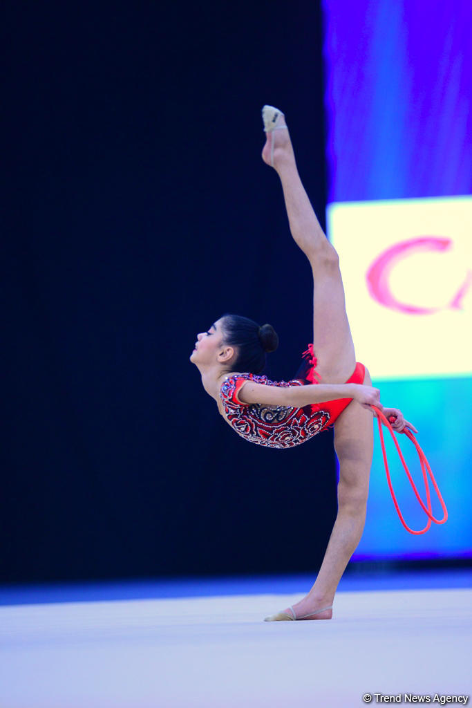 Bədii gimnastika üzrə 25-ci Azərbaycan Birinciliyinin üçüncü günü başlayıb (FOTO)