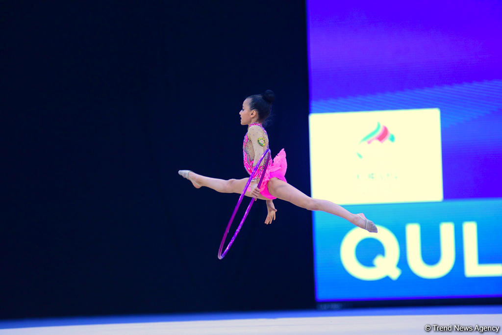 Bədii gimnastika üzrə 25-ci Azərbaycan Birinciliyinin üçüncü günü başlayıb (FOTO)