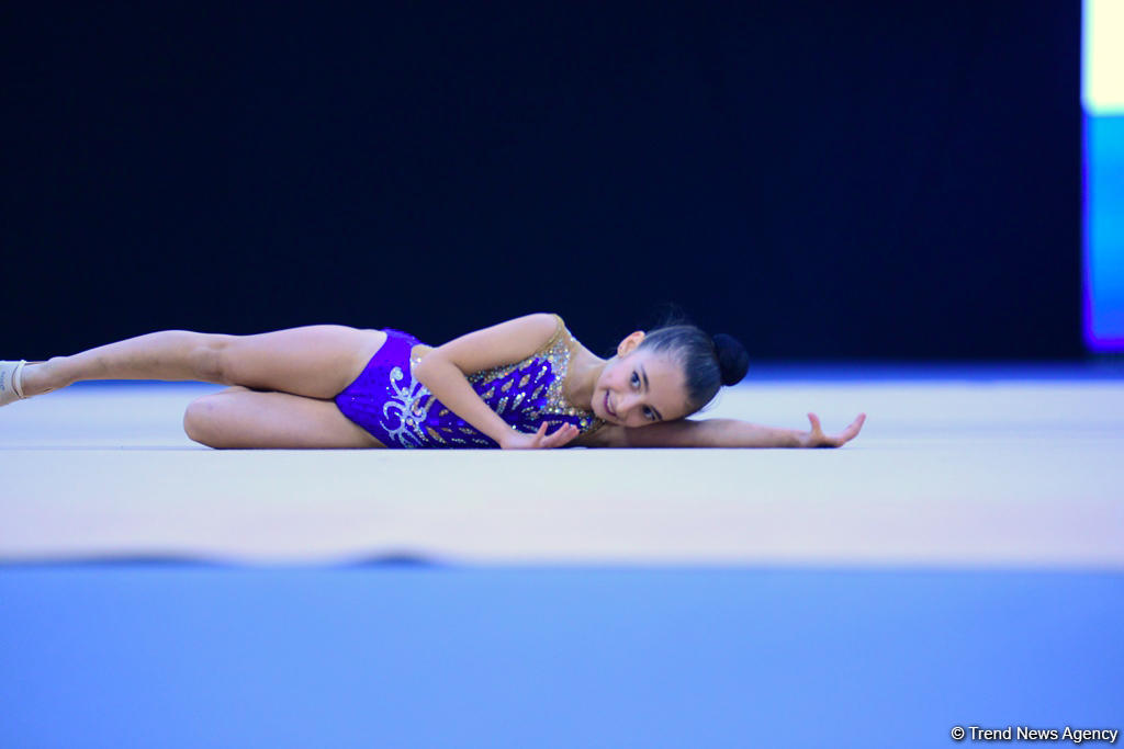 Bədii gimnastika üzrə 25-ci Azərbaycan Birinciliyinin üçüncü günü başlayıb (FOTO)