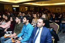 Ombudsman: İnsan hüquqları sahəsində problemlərdən biri də gender bərabərliyinin pozulmasıdır (FOTO)