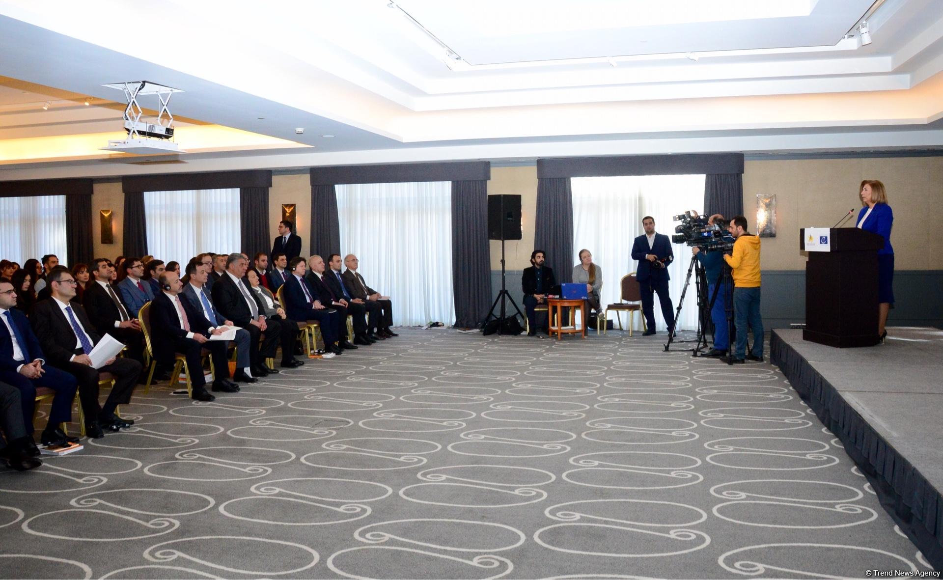 Ombudsman: İnsan hüquqları sahəsində problemlərdən biri də gender bərabərliyinin pozulmasıdır (FOTO)