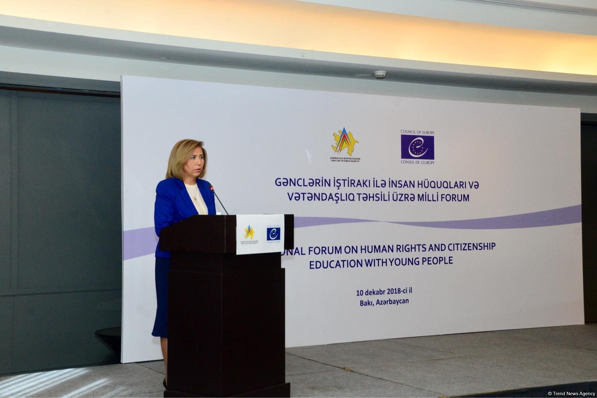 Ombudsman: İnsan hüquqları sahəsində problemlərdən biri də gender bərabərliyinin pozulmasıdır (FOTO)