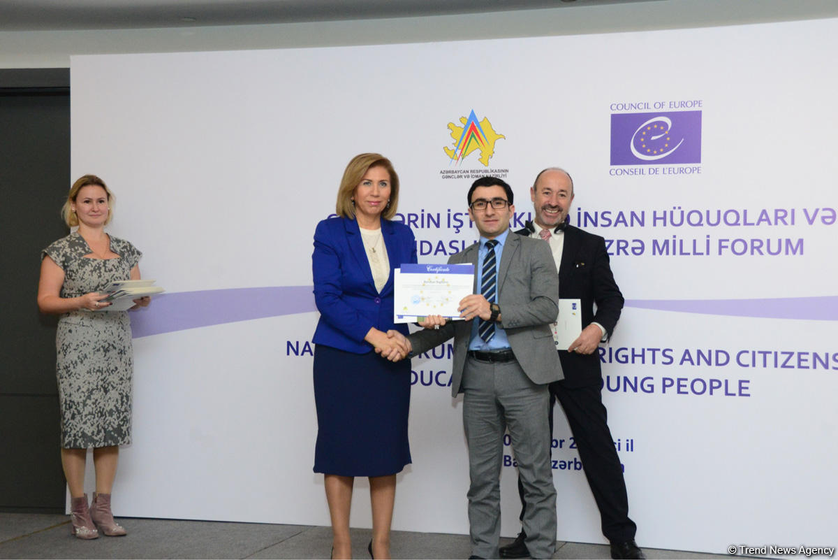Ombudsman: İnsan hüquqları sahəsində problemlərdən biri də gender bərabərliyinin pozulmasıdır (FOTO)