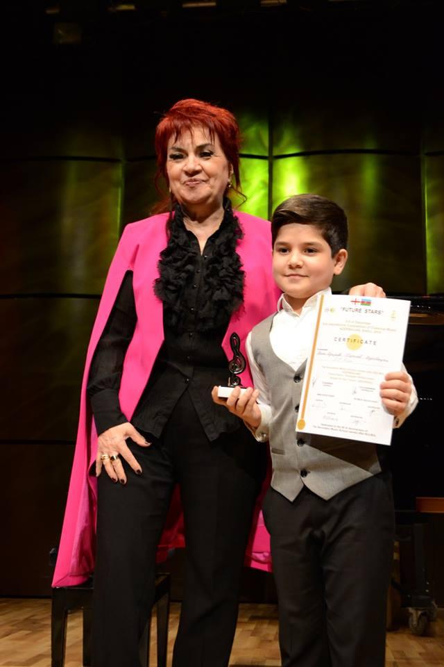 Muğam Mərkəzində “Future Stars 2018” müsabiqə qaliblərinin mükafatlandırılması və yekun konserti keçib (FOTO)