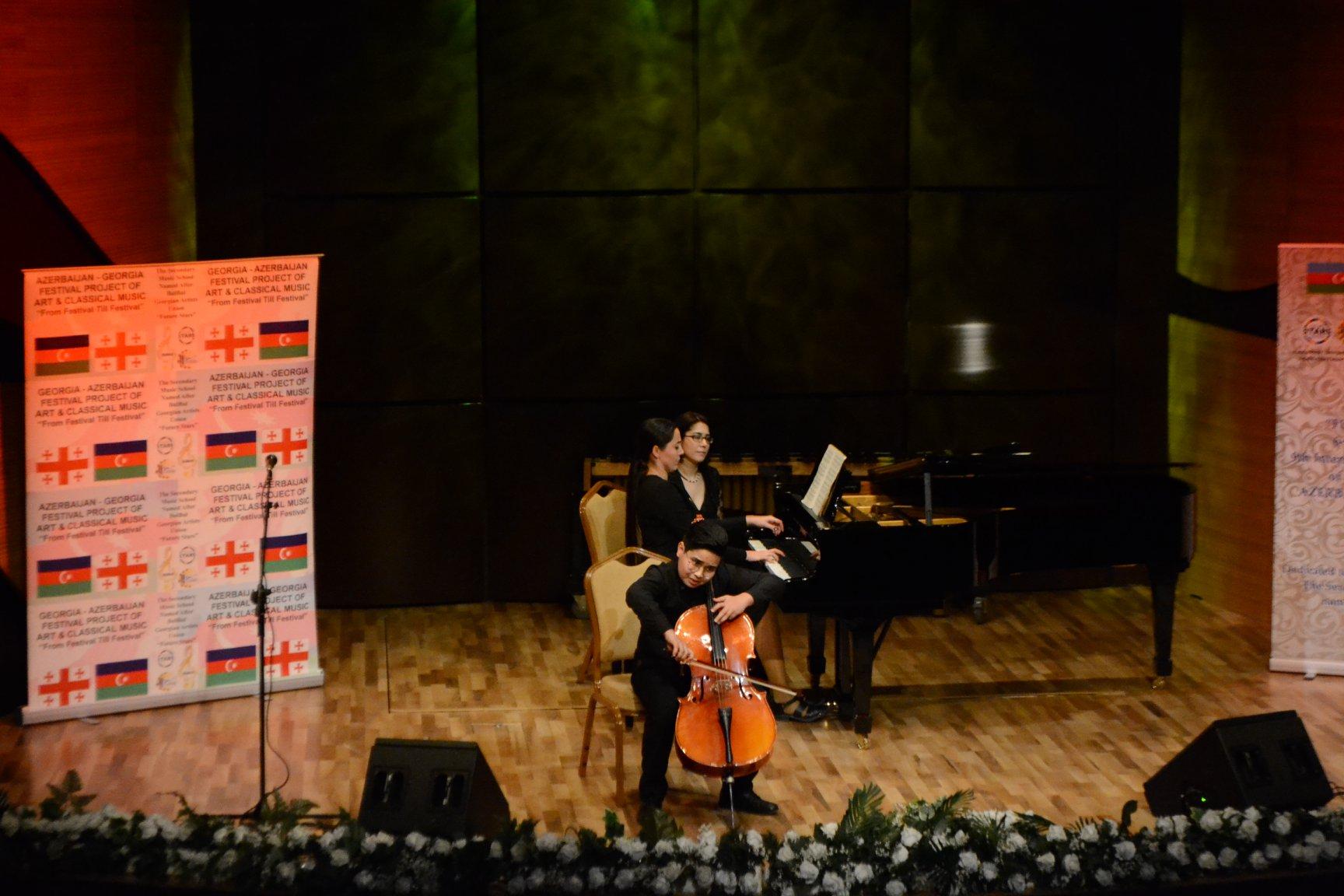 Muğam Mərkəzində “Future Stars 2018” müsabiqə qaliblərinin mükafatlandırılması və yekun konserti keçib (FOTO)