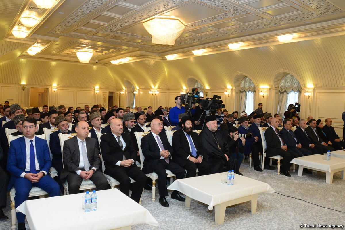 Qafqaz Müsəlmanları İdarəsində ulu öndər Heydər Əliyevin anım günü əlaqədar tədbir keçirilib (FOTO)