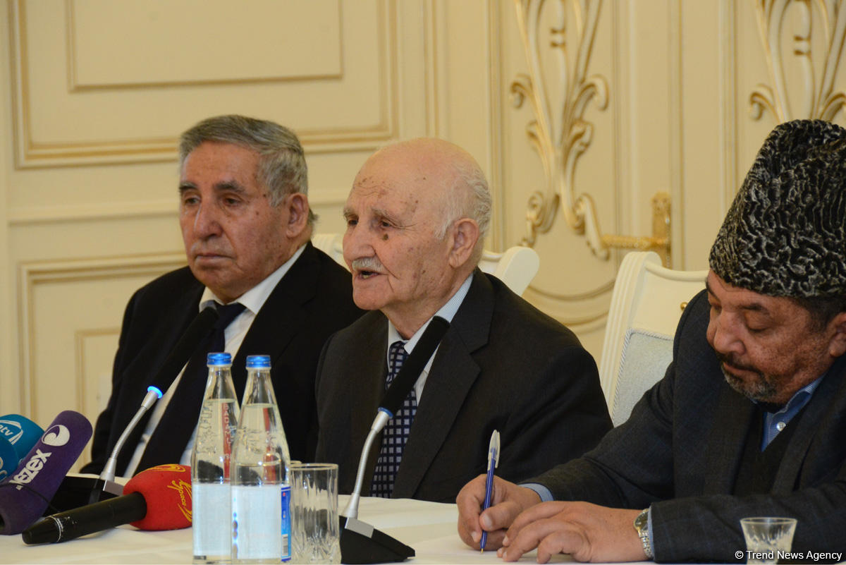 Qafqaz Müsəlmanları İdarəsində ulu öndər Heydər Əliyevin anım günü əlaqədar tədbir keçirilib (FOTO)