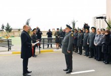 Prezident İlham Əliyev Sabunçu rayonunda hərbçilərə yeni mənzillərin verilməsi mərasimində iştirak edib (FOTO) (YENİLƏNİB)
