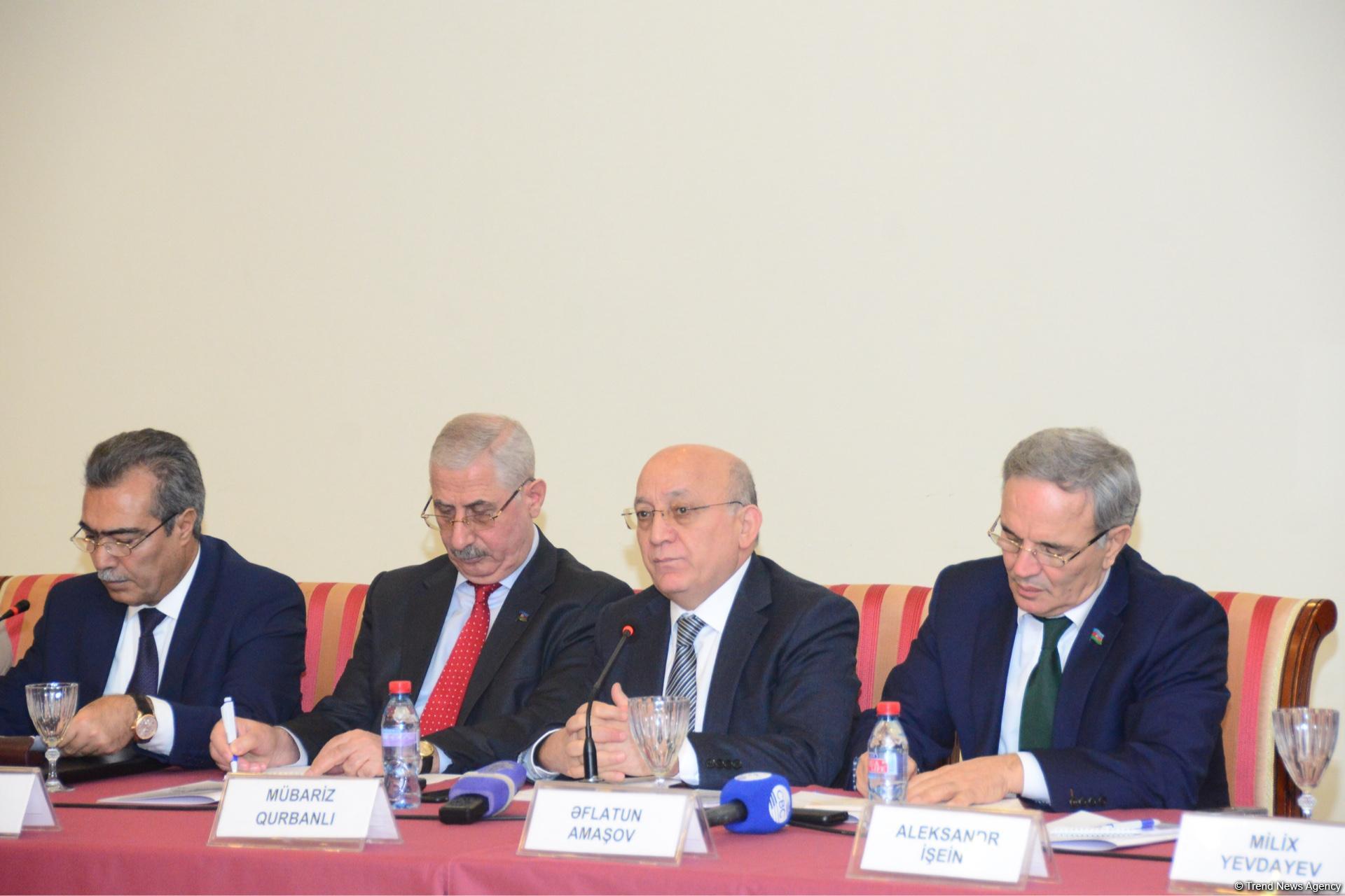 "Dini qurumlar və sosial media" mövzusunda konfrans keçirilib (FOTO)