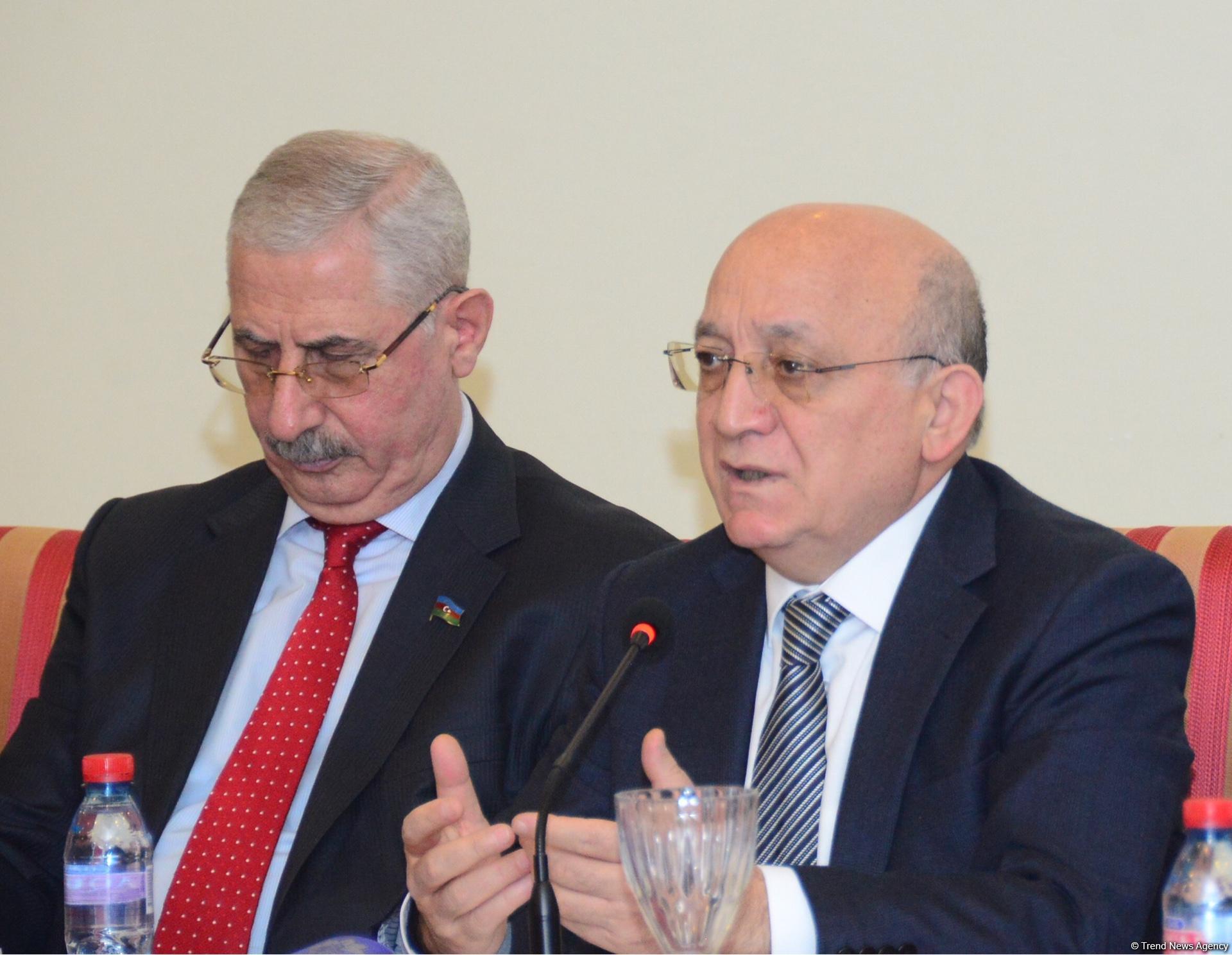 "Dini qurumlar və sosial media" mövzusunda konfrans keçirilib (FOTO)