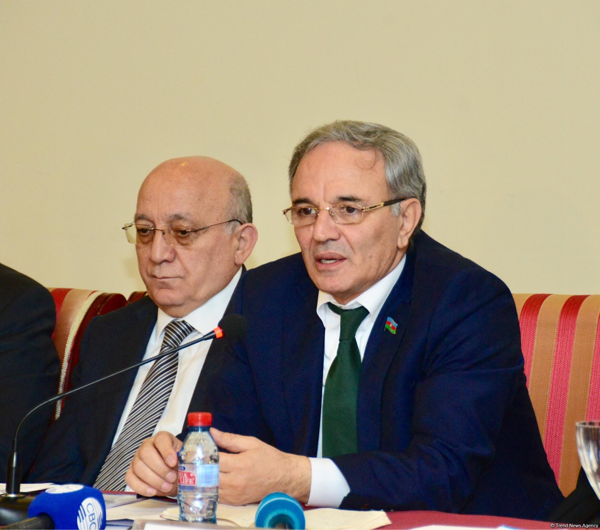 "Dini qurumlar və sosial media" mövzusunda konfrans keçirilib (FOTO)
