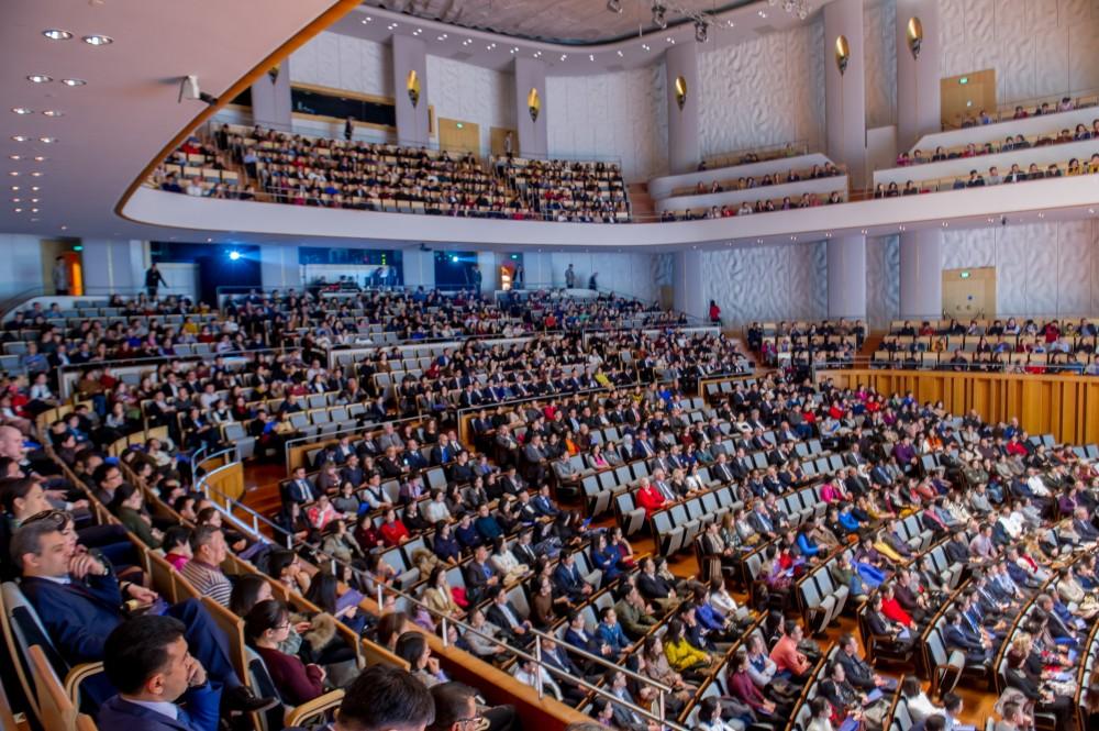 Heydər Əliyev Fondunun təşkilatçılığı ilə Pekində Azərbaycan-Çin dostluq konserti keçirilib (FOTO)