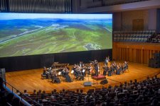 Heydər Əliyev Fondunun təşkilatçılığı ilə Pekində Azərbaycan-Çin dostluq konserti keçirilib (FOTO)