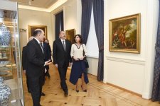 Prezident İlham Əliyev və xanımı Mehriban Əliyeva Azərbaycan Milli İncəsənət Muzeyinin üçüncü korpusunun açılışında iştirak ediblər (YENİLƏNİB) (FOTO)