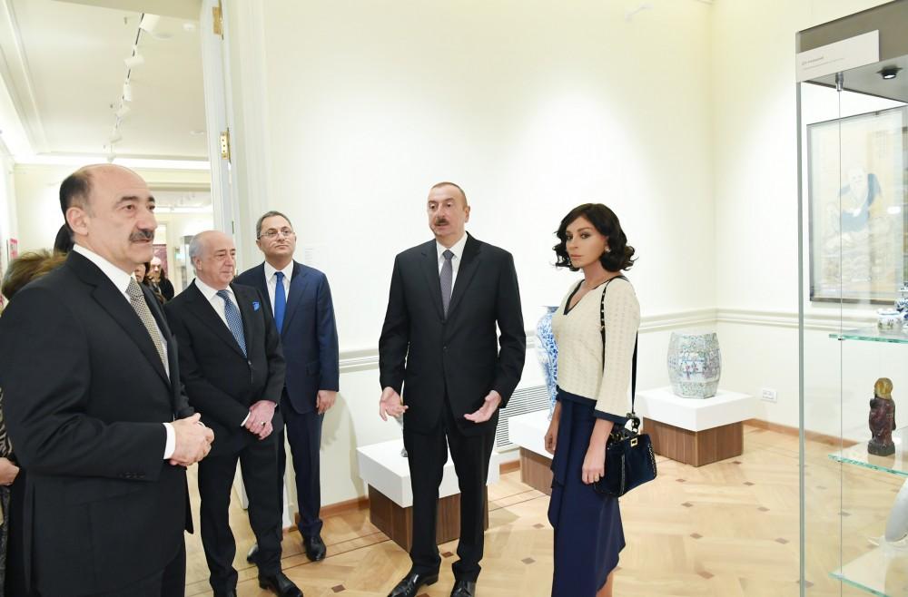 Prezident İlham Əliyev və xanımı Mehriban Əliyeva Azərbaycan Milli İncəsənət Muzeyinin üçüncü korpusunun açılışında iştirak ediblər (YENİLƏNİB) (FOTO)