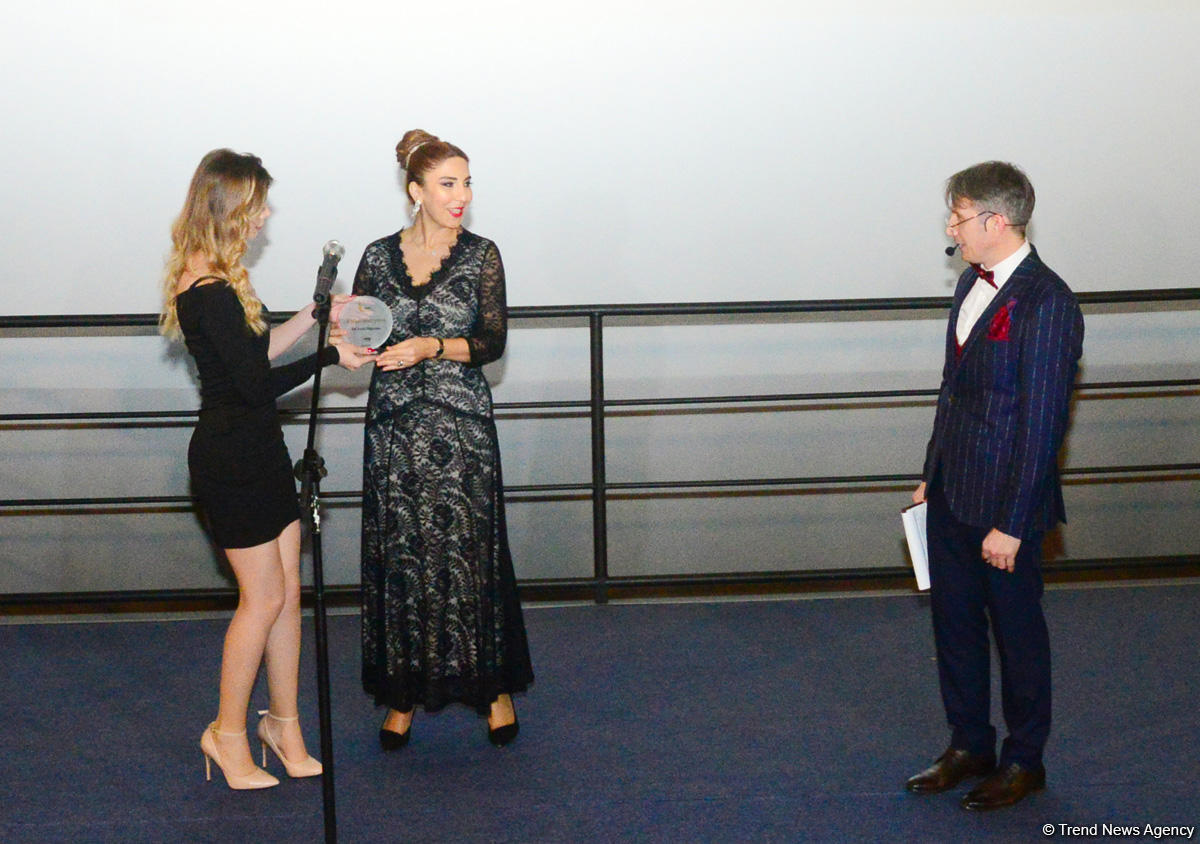 “Trend of the Year" 2018 mükafatlandırma qala-gecəsi keçirilib (FOTO)