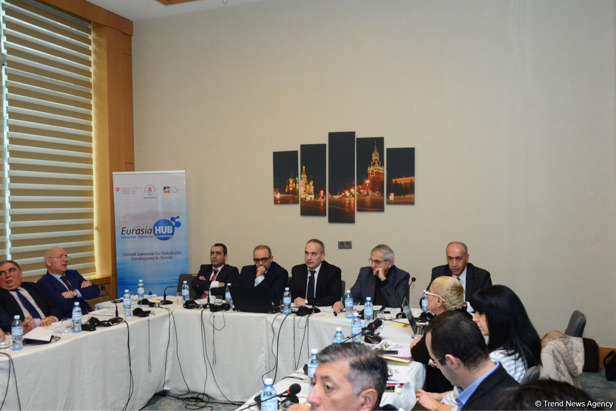 “Resurs gəlirlərinin idarəolunması: şəffaflıq və hesabatlılıq” mövzusunda konfrans keçirilib (FOTO)