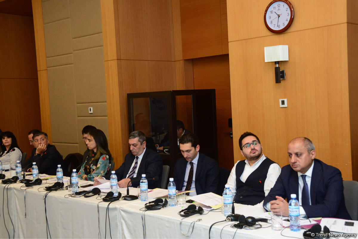 “Resurs gəlirlərinin idarəolunması: şəffaflıq və hesabatlılıq” mövzusunda konfrans keçirilib (FOTO)