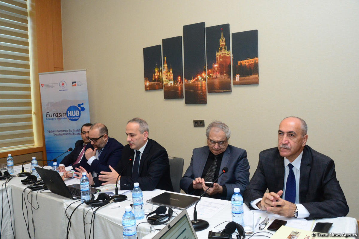 “Resurs gəlirlərinin idarəolunması: şəffaflıq və hesabatlılıq” mövzusunda konfrans keçirilib (FOTO)
