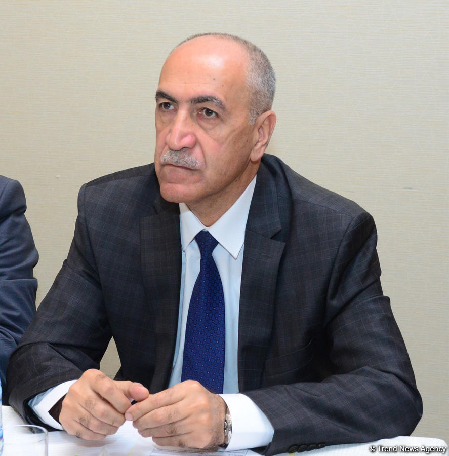 “Resurs gəlirlərinin idarəolunması: şəffaflıq və hesabatlılıq” mövzusunda konfrans keçirilib (FOTO)