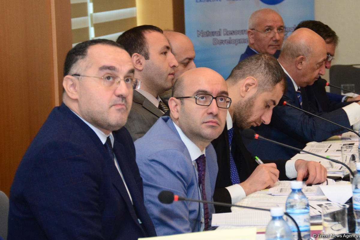 “Resurs gəlirlərinin idarəolunması: şəffaflıq və hesabatlılıq” mövzusunda konfrans keçirilib (FOTO)