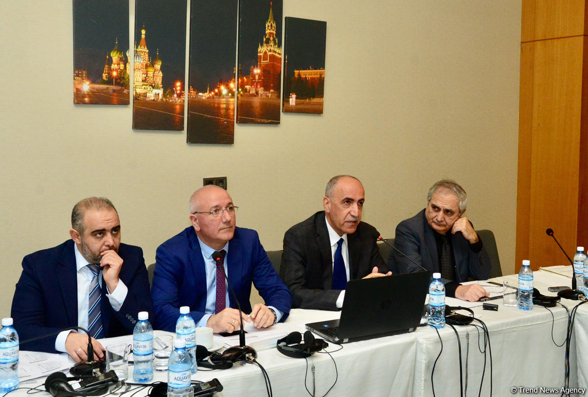 “Resurs gəlirlərinin idarəolunması: şəffaflıq və hesabatlılıq” mövzusunda konfrans keçirilib (FOTO)
