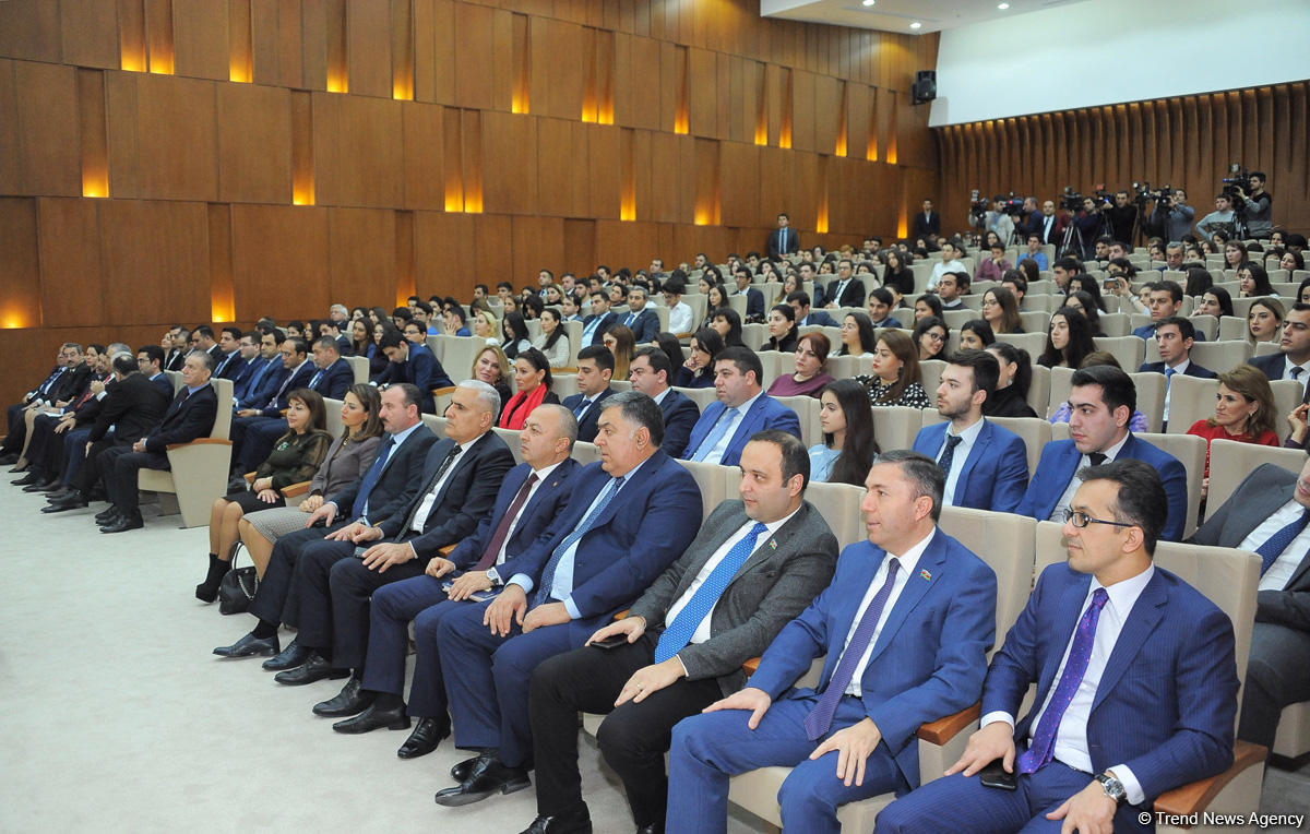 Yeni Azərbaycan Partiyasında “Dayanıqlı İnkişaf Məqsədləri gənclər üçün” adlı tədbir keçirilib (FOTO)