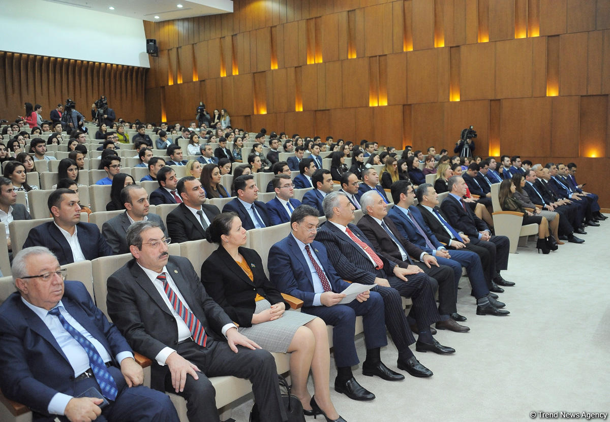 Yeni Azərbaycan Partiyasında “Dayanıqlı İnkişaf Məqsədləri gənclər üçün” adlı tədbir keçirilib (FOTO)