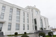 Prezident İlham Əliyev Binəqədi Rayon Məhkəməsinin yeni inzibati binasının açılışında iştirak edib (YENİLƏNİB) (FOTO)