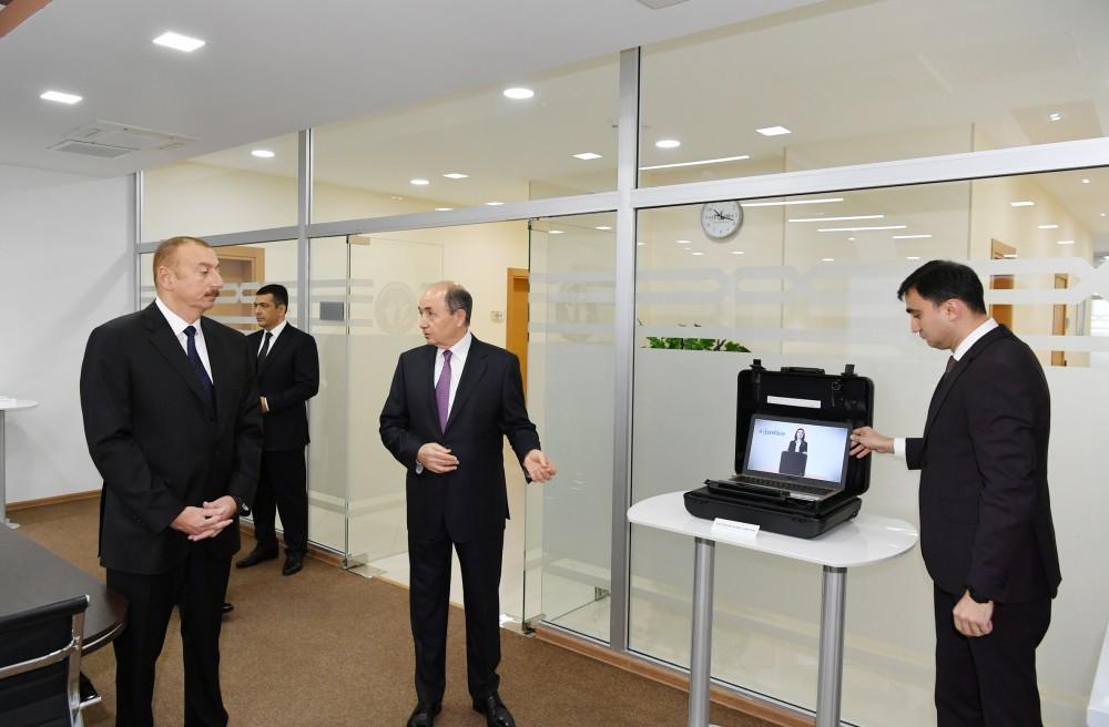 Prezident İlham Əliyev Binəqədi Rayon Məhkəməsinin yeni inzibati binasının açılışında iştirak edib (YENİLƏNİB) (FOTO)