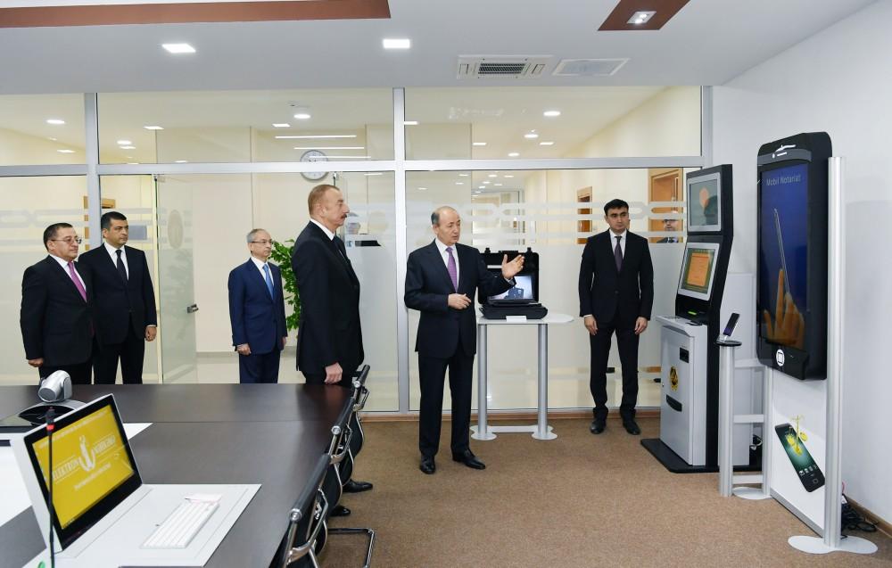 Prezident İlham Əliyev Binəqədi Rayon Məhkəməsinin yeni inzibati binasının açılışında iştirak edib (YENİLƏNİB) (FOTO)