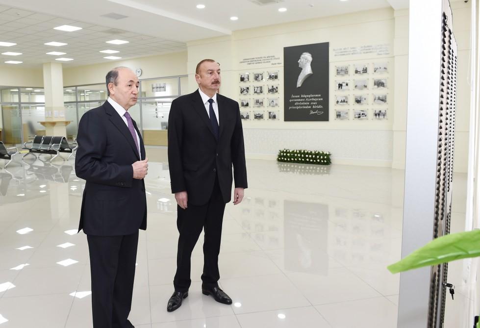 Prezident İlham Əliyev Binəqədi Rayon Məhkəməsinin yeni inzibati binasının açılışında iştirak edib (YENİLƏNİB) (FOTO)