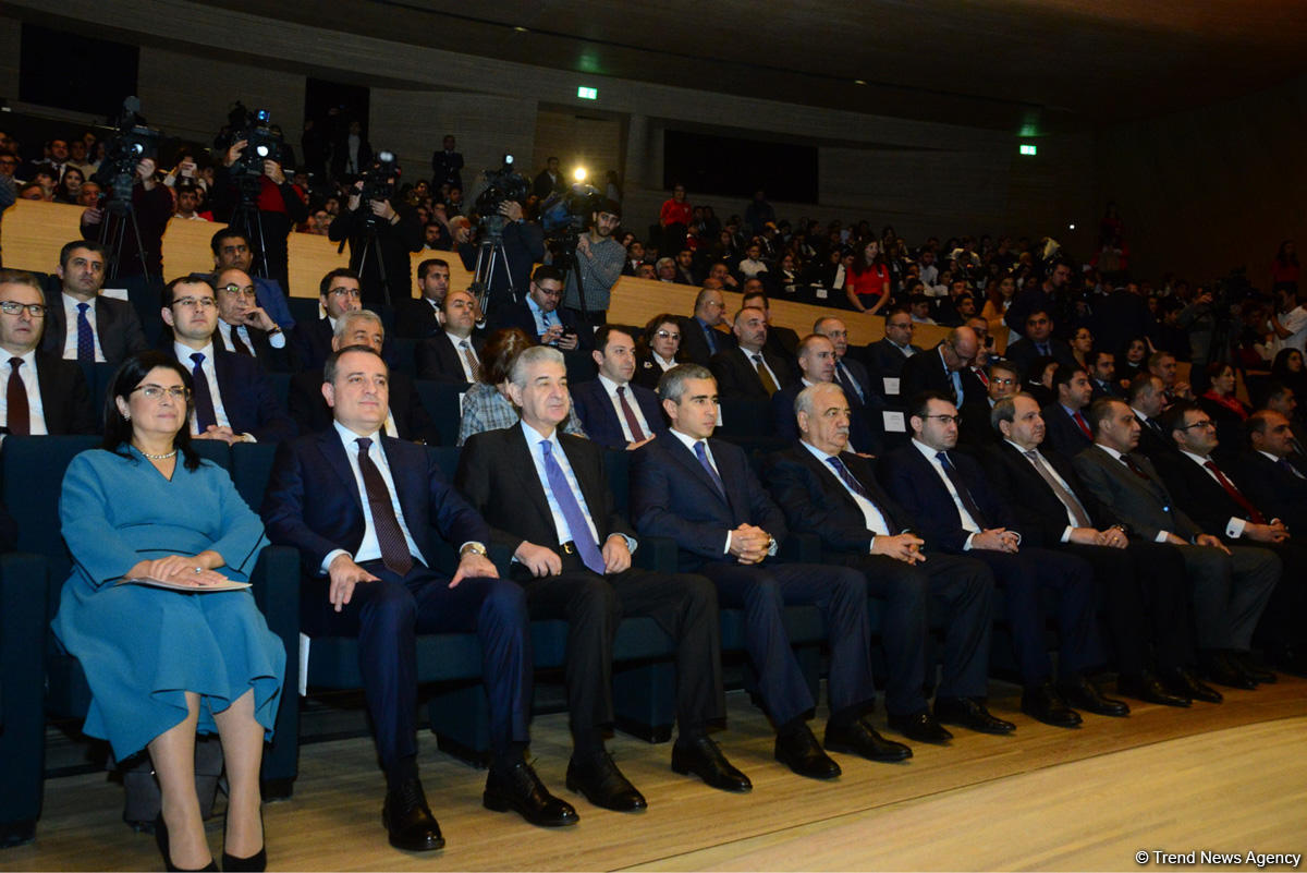 Azərbaycan tələbələrinin II qurultayı başa çatıb (FOTO) (YENİLƏNİB)