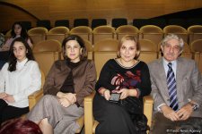 Muğam Mərkəzində İsrail dramaturqunun tamaşası nümayiş olunub (FOTO)