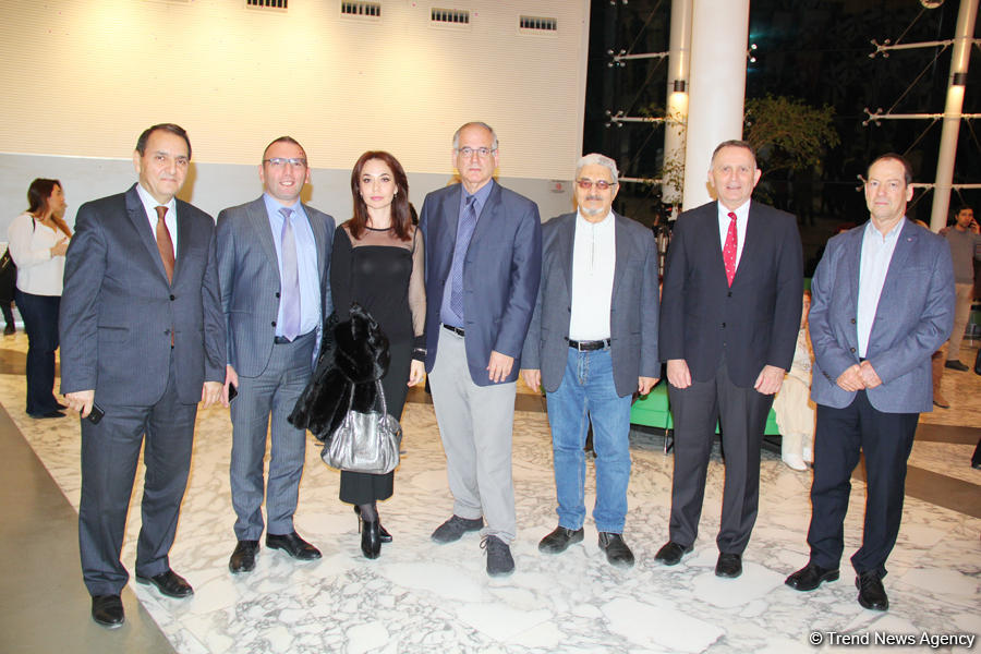 Muğam Mərkəzində İsrail dramaturqunun tamaşası nümayiş olunub (FOTO)